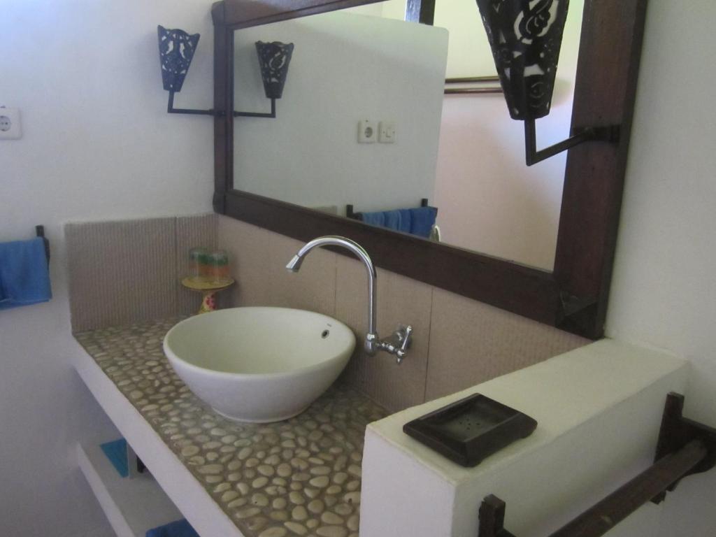 Kembali Beach Bungalows Amed  Room photo