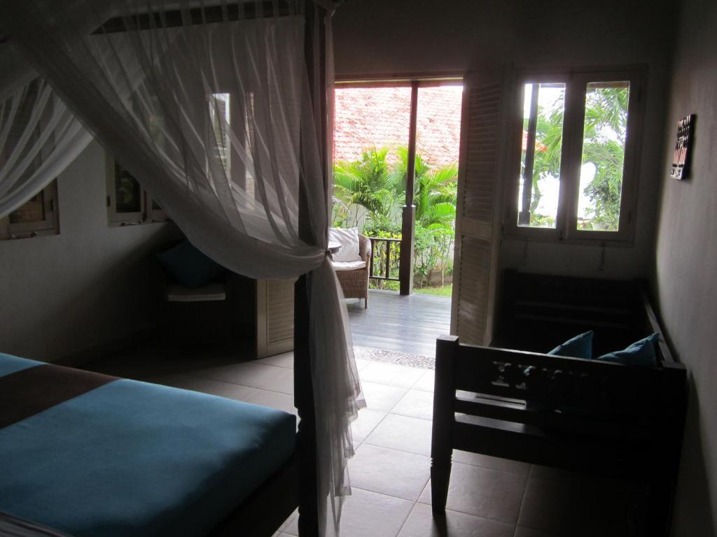 Kembali Beach Bungalows Amed  Room photo