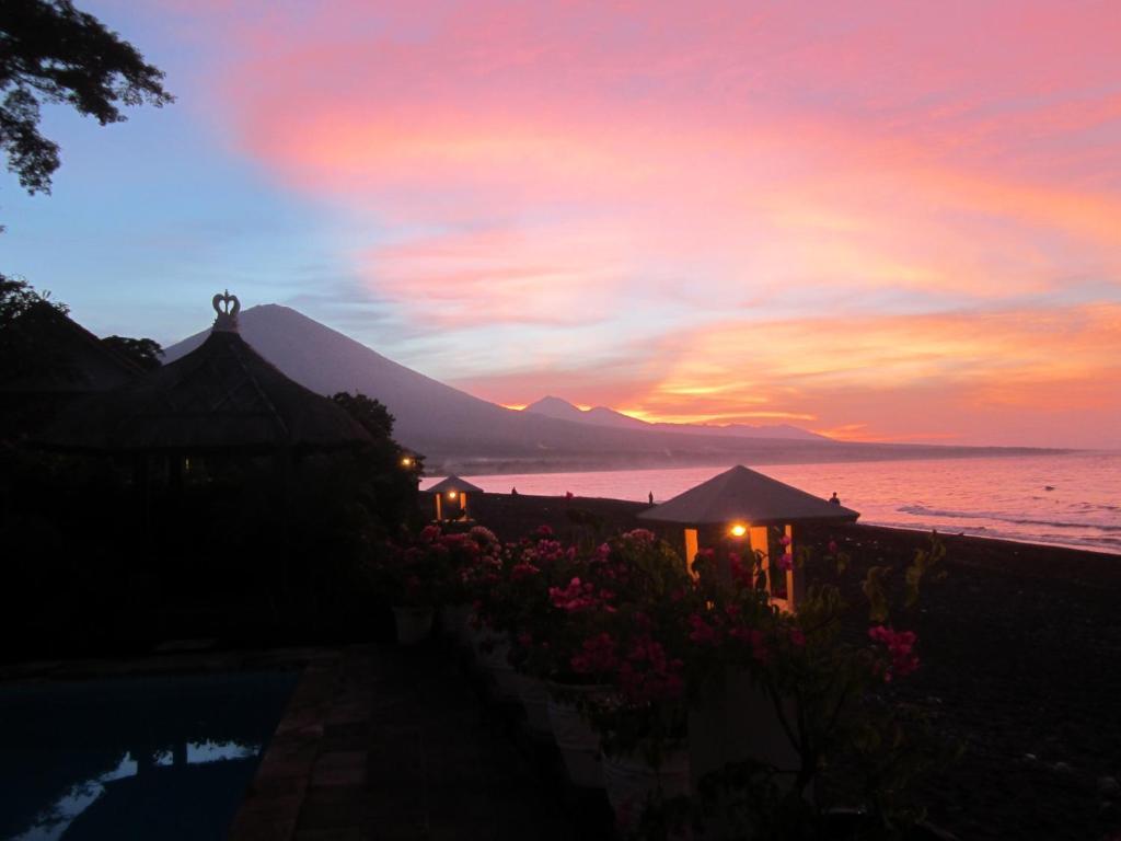 Kembali Beach Bungalows Amed  Exterior photo